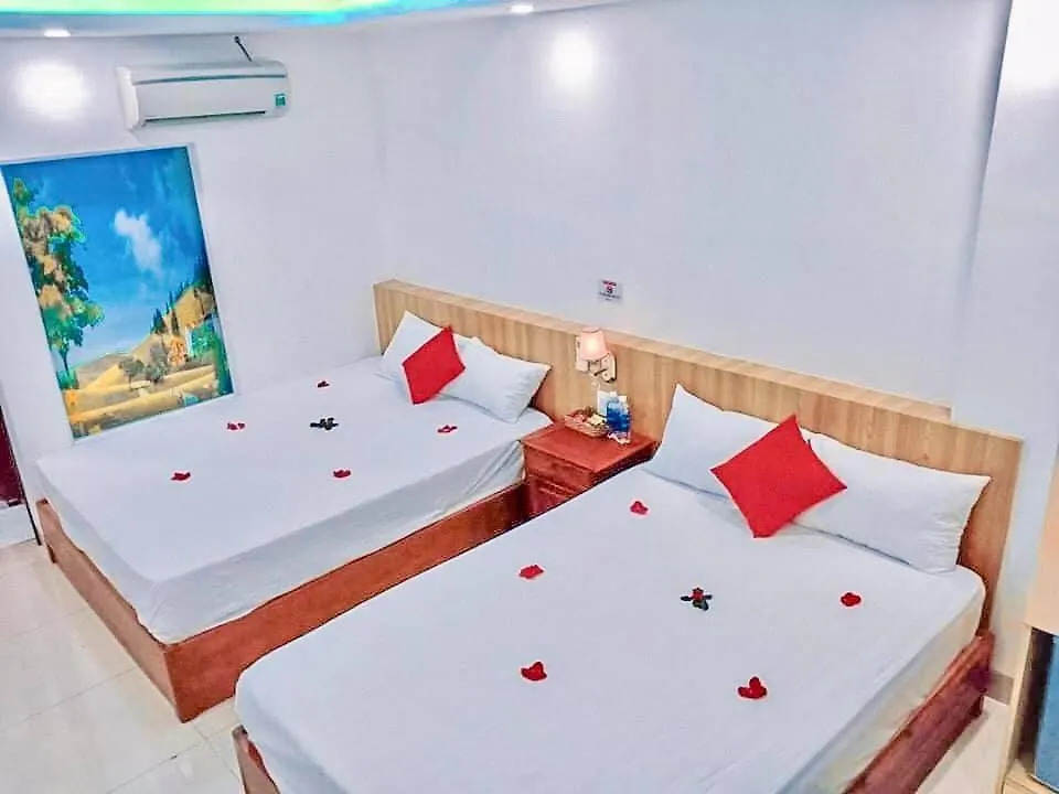 Hotel Khach San Hoang Gia Nha Trang 3*,