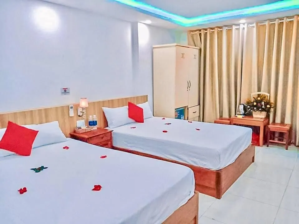 Hotel Khach San Hoang Gia Nha Trang